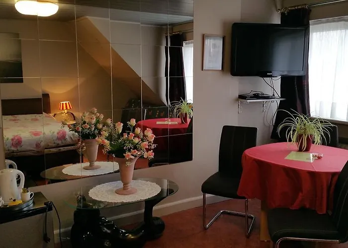 Bed & Breakfast Aan Duin En Zee Candle