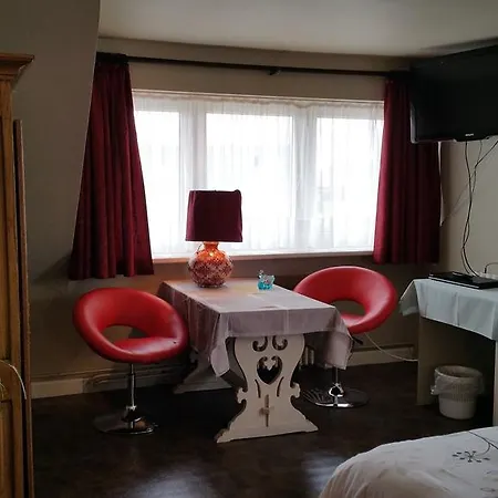 Aan Duin En Zee Candle Bed & Breakfast *